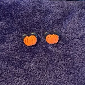 Mickey pumpkin stud earrings